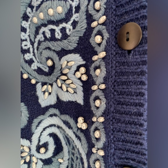 Women’s Handmade Knit Cardigan Sweater Pearls Sz L - Picture 4 of 4